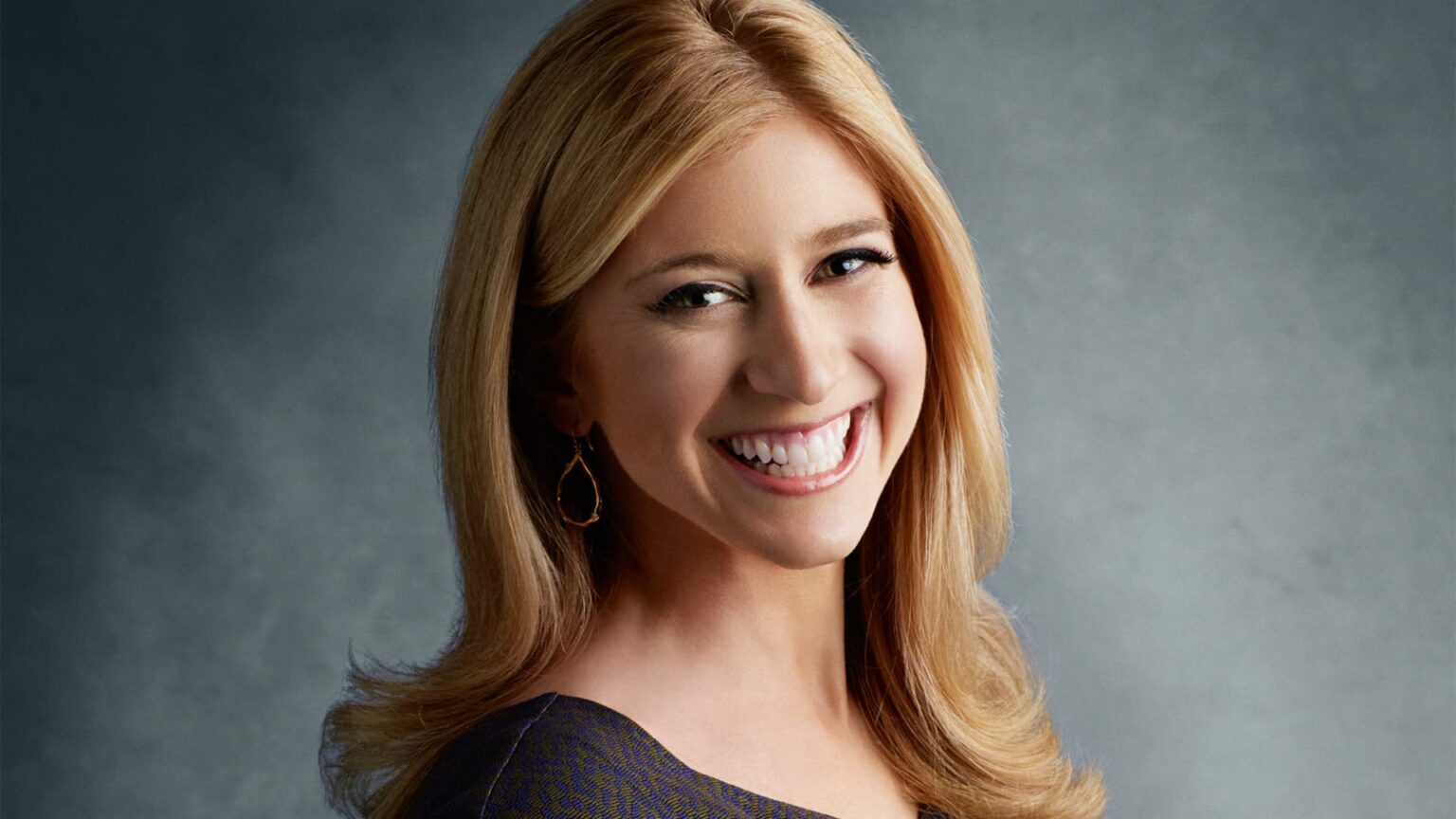 Sara Eisen Biography, Age, Height, Husband, Salary & Net Worth - VCSD
