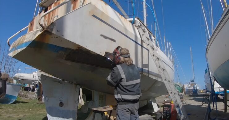 Equip Yourself Essential Tools for DIY Boat Restoration